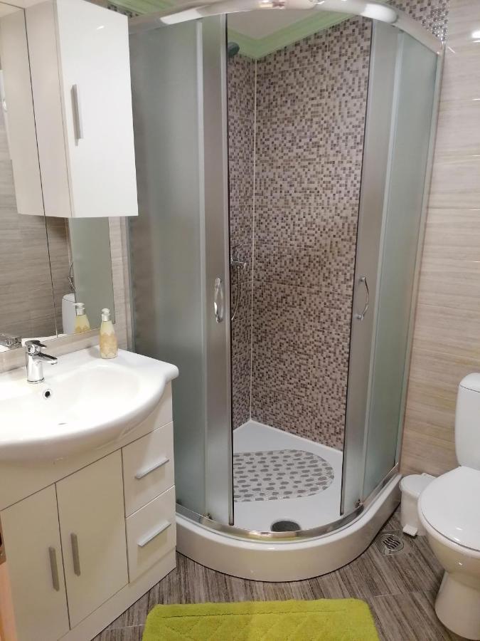 Rooms Katarina Kadumi Εξωτερικό φωτογραφία