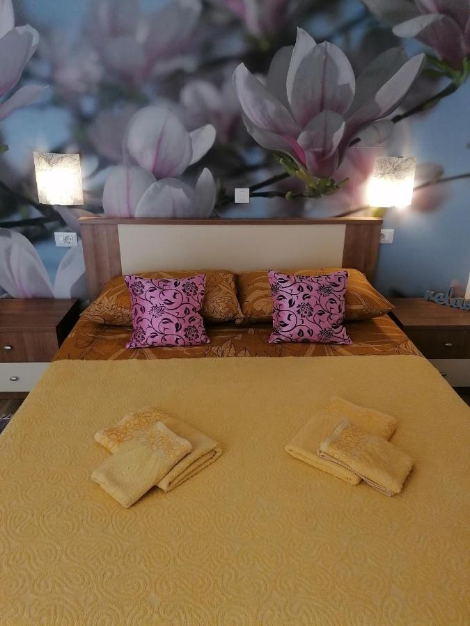 Rooms Katarina Kadumi Εξωτερικό φωτογραφία