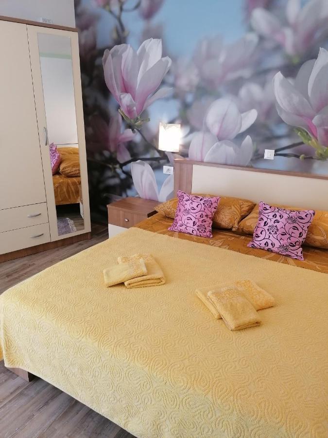 Rooms Katarina Kadumi Εξωτερικό φωτογραφία